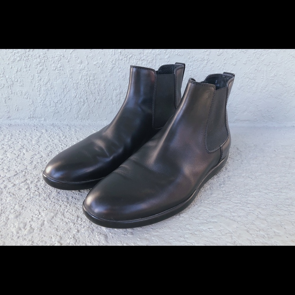 Tod’s Ankle Boots in Leather